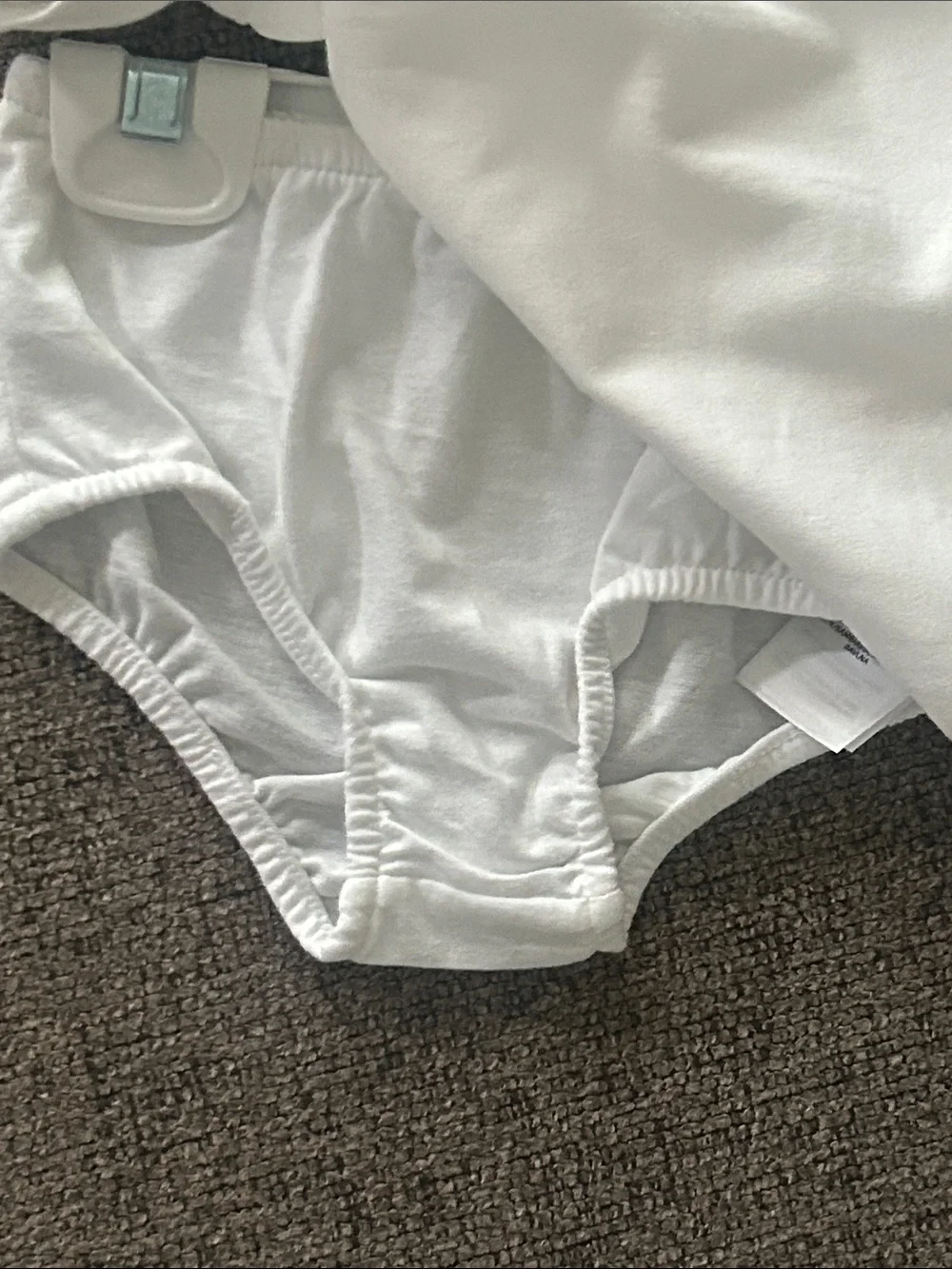 Ralph Lauren White Polo Ruffle Baby Romper with Pastel pony’s 50%OFF SEND OFFERS
